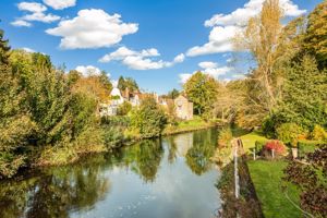 Riversedge- click for photo gallery